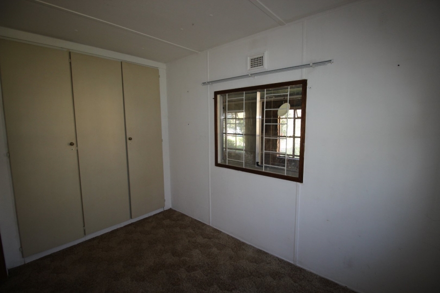 2 Bedroom Property for Sale in Lake Deneysville Free State